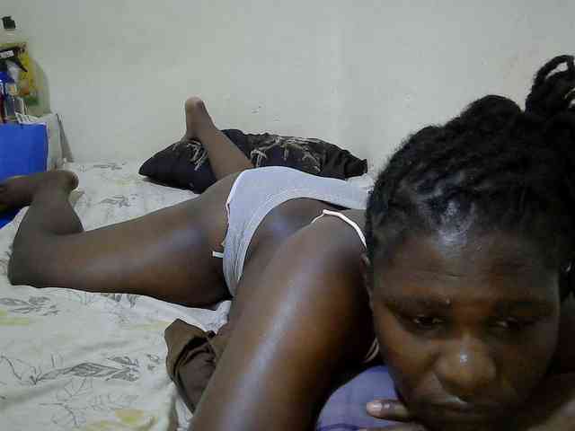 adara-lee webcam