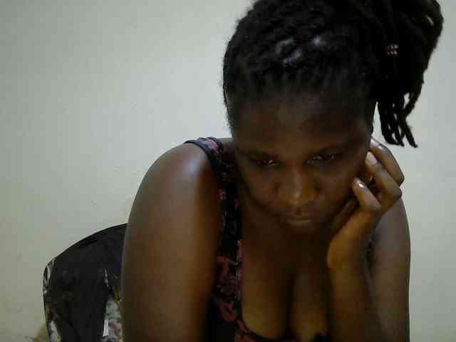 adara-lee webcam