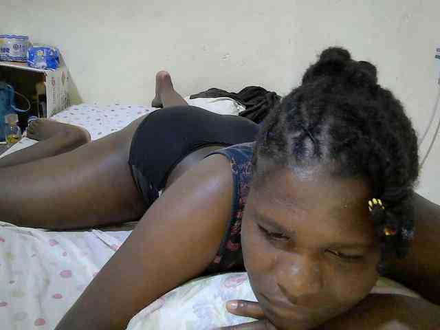 adara-lee webcam