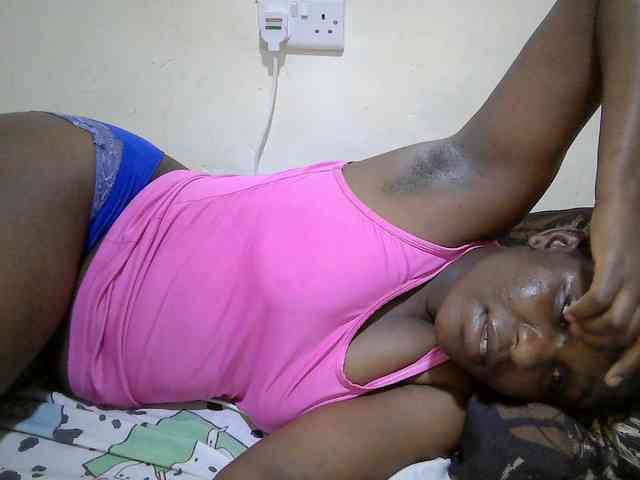 adara-lee webcam