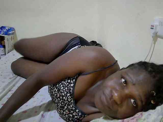adara-lee webcam