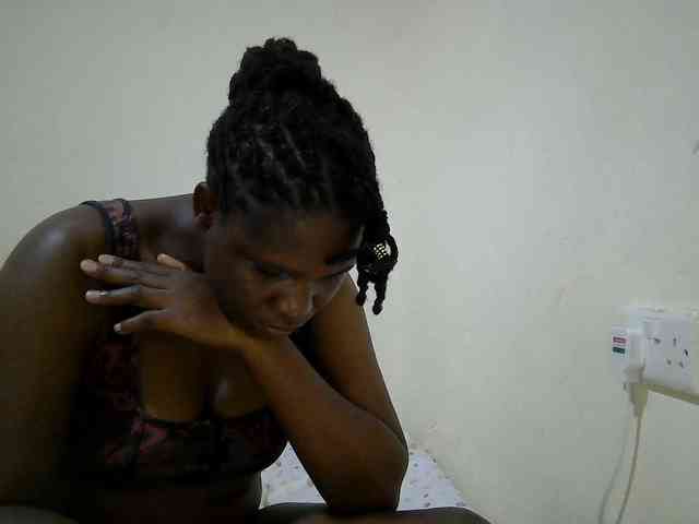 adara-lee webcam