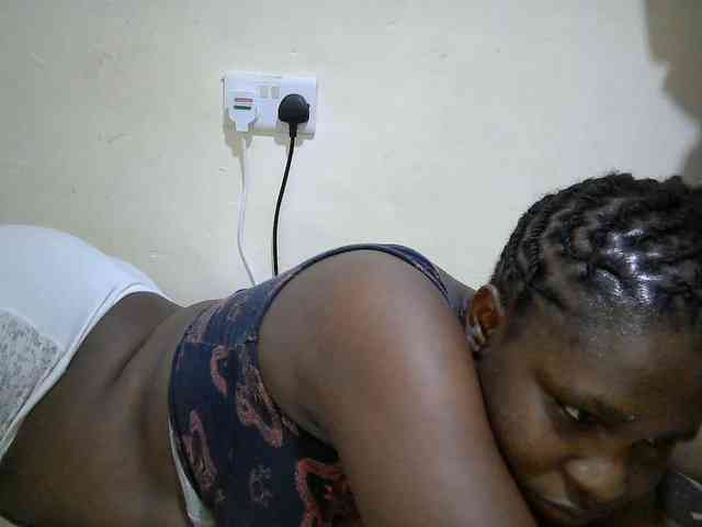 adara-lee webcam
