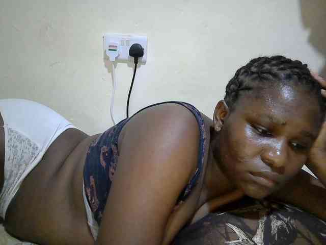 adara-lee webcam