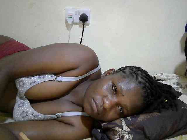 adara-lee webcam