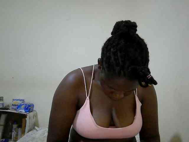 adara-lee webcam