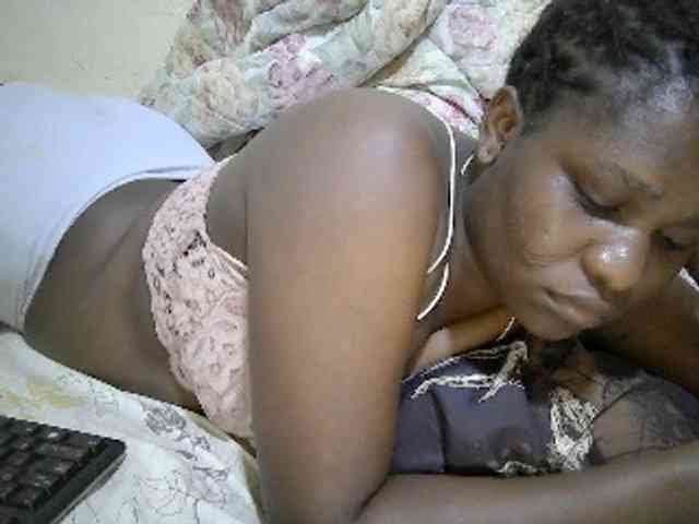 adara-lee webcam