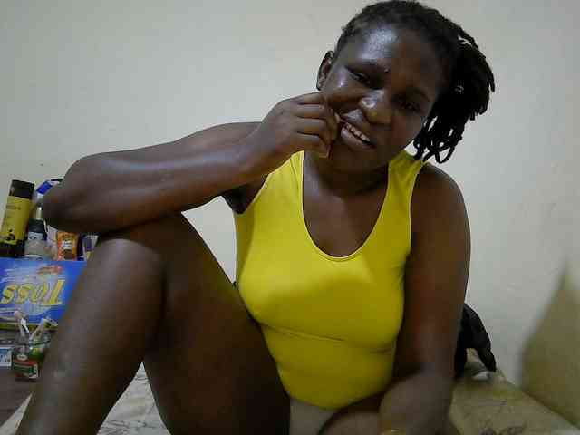 adara-lee webcam