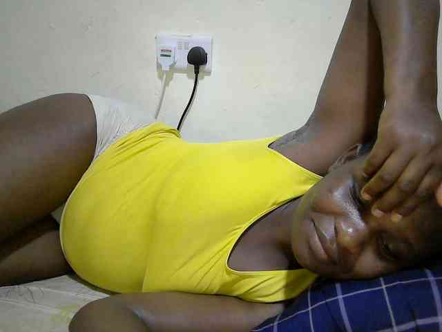 adara-lee webcam