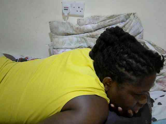 adara-lee webcam
