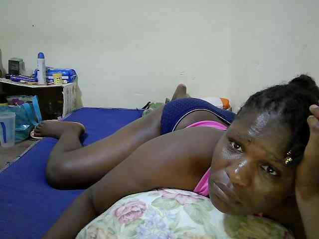 adara-lee webcam