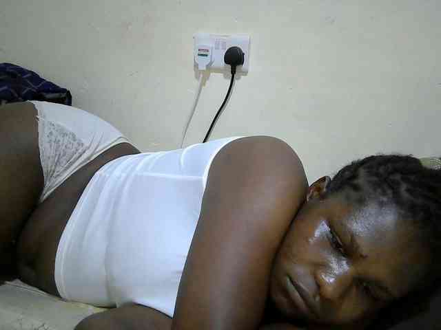 adara-lee webcam