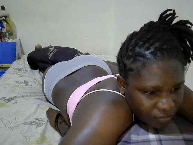 adara-lee webcam