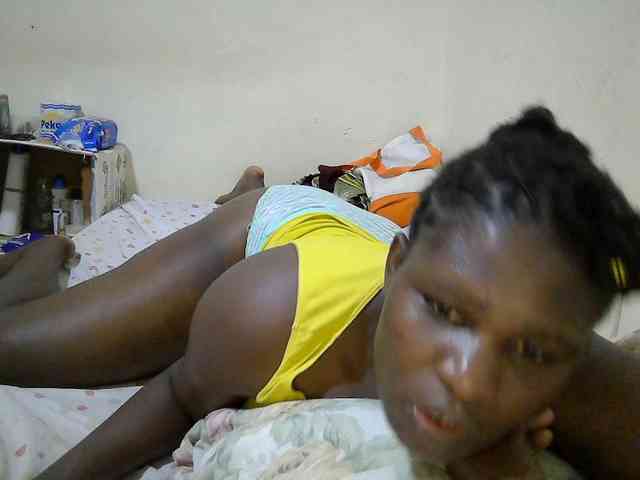 adara-lee webcam