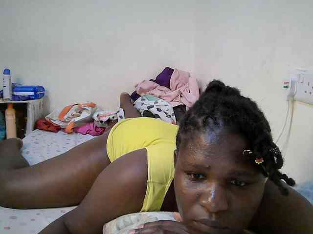 adara-lee webcam