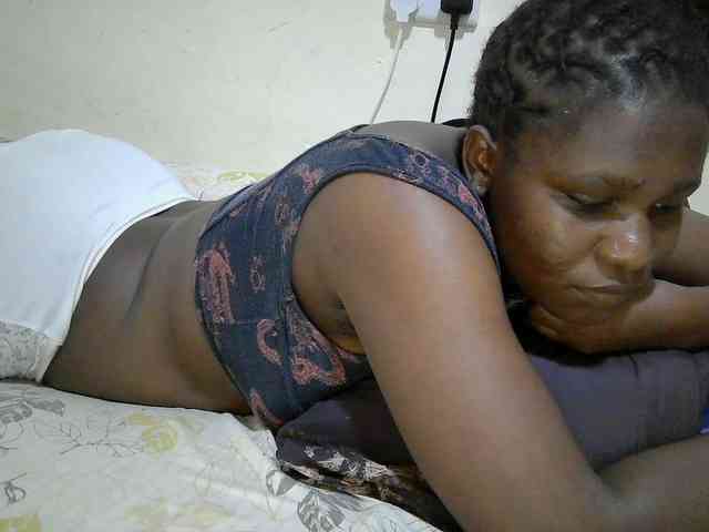 adara-lee webcam