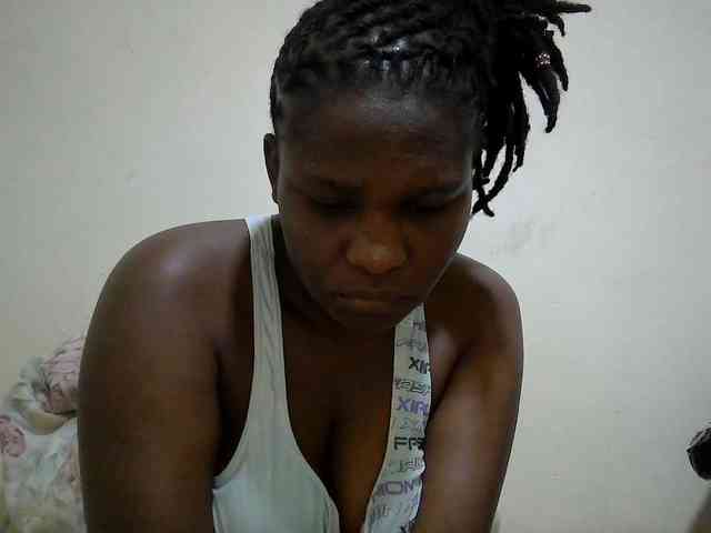 adara-lee Live Webcam on BongaCams