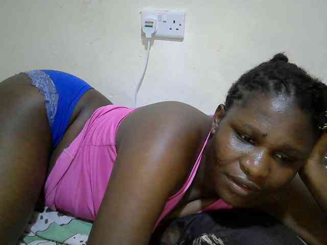 adara-lee webcam