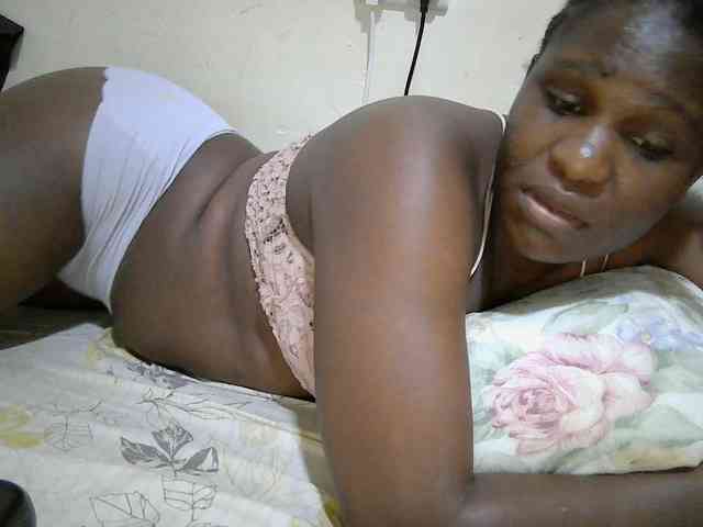 adara-lee webcam