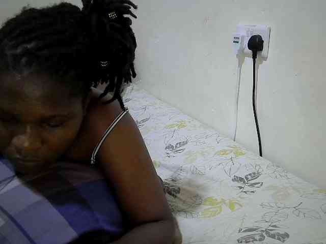adara-lee webcam