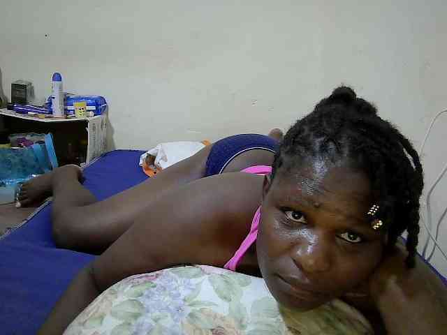 adara-lee webcam