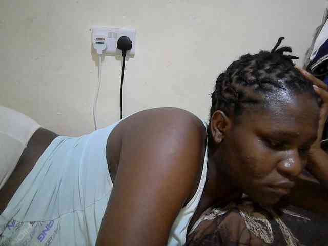 adara-lee webcam