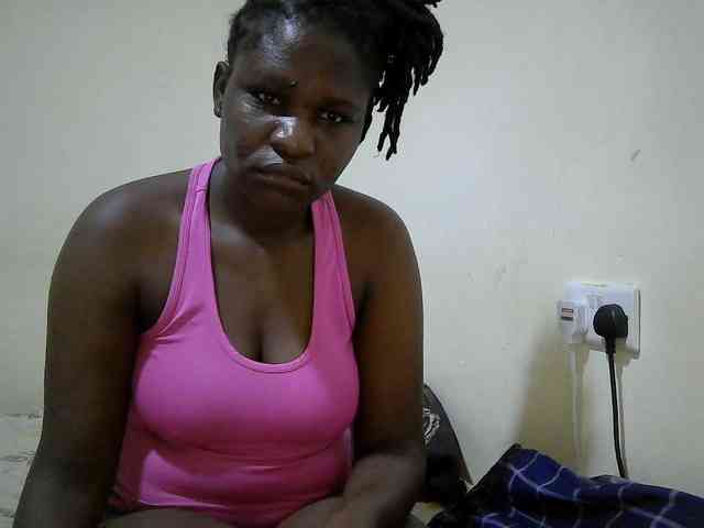 adara-lee webcam