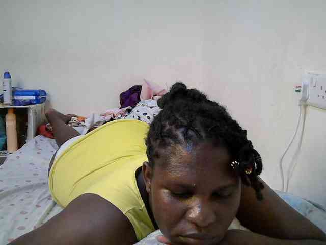 adara-lee webcam