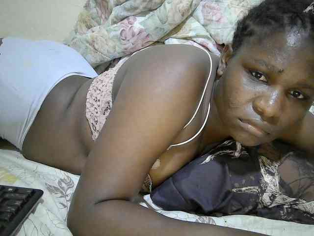 adara-lee webcam