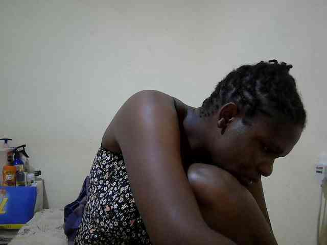 adara-lee webcam