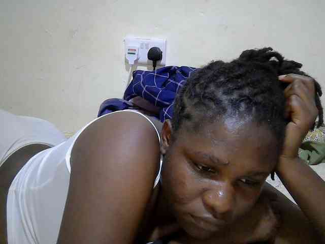 adara-lee webcam