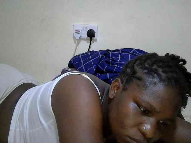 adara-lee webcam