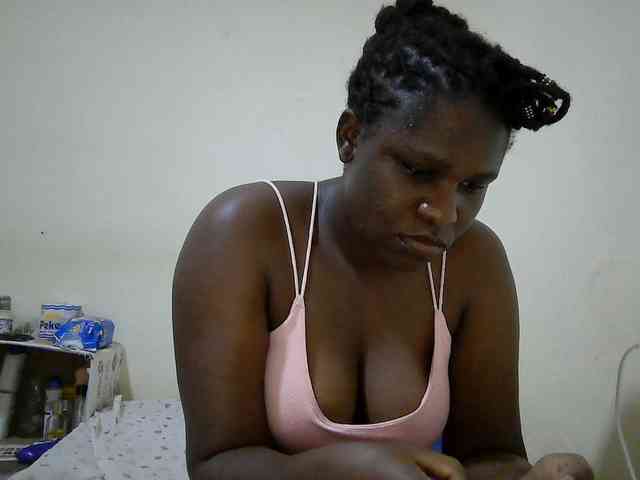 adara-lee webcam