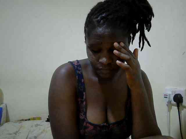adara-lee webcam