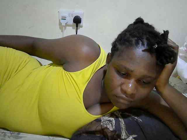 adara-lee webcam