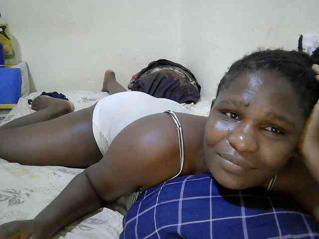 adara-lee webcam