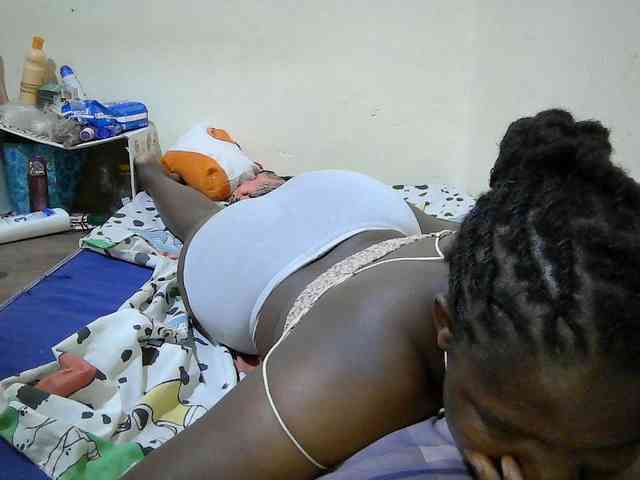 adara-lee webcam