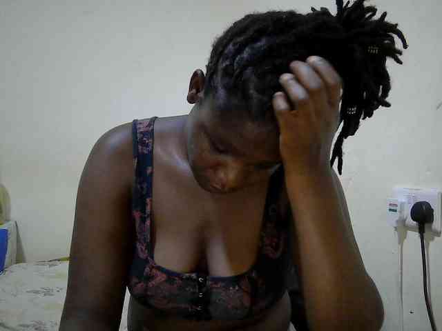 adara-lee webcam