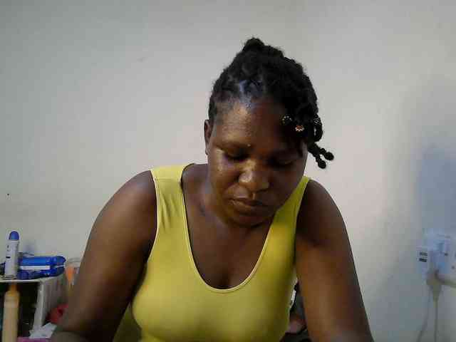 adara-lee webcam