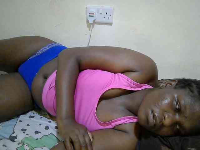 adara-lee webcam