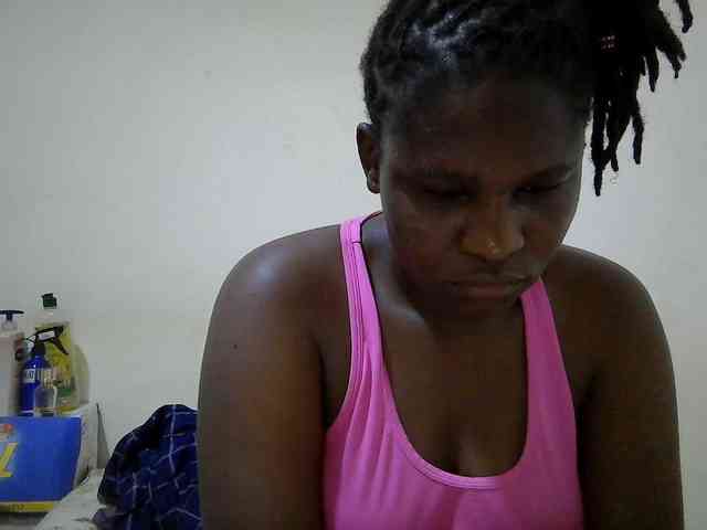 adara-lee webcam