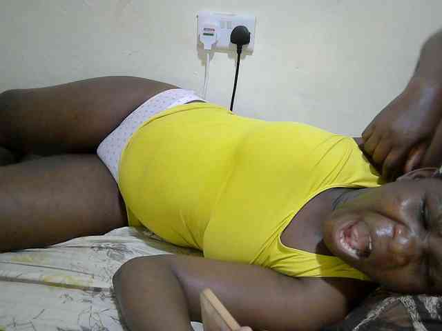 adara-lee webcam