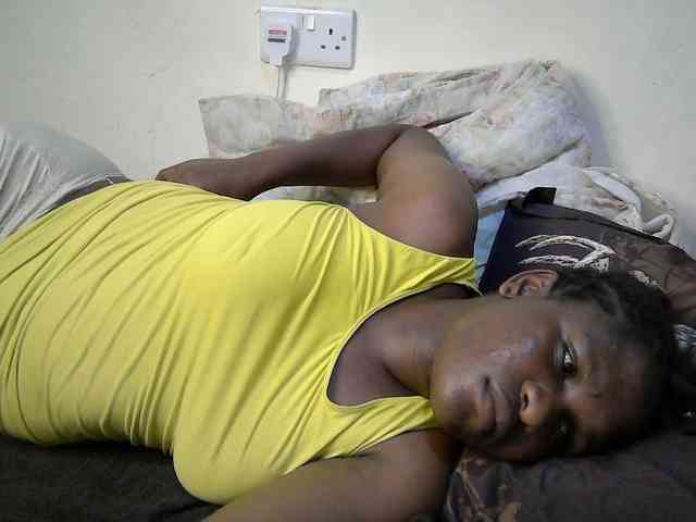 adara-lee webcam