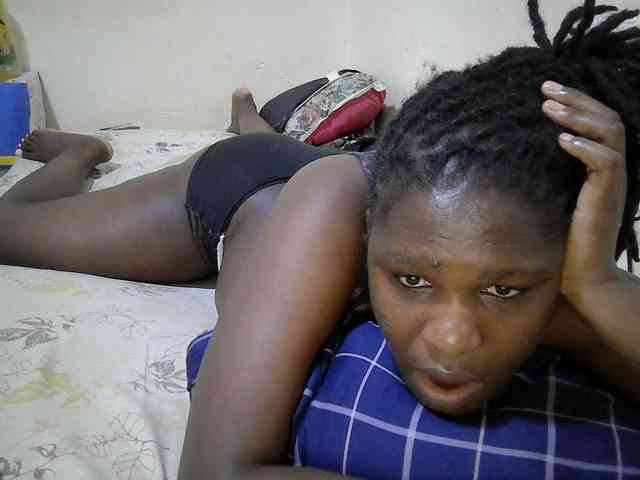 adara-lee webcam