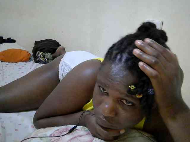 adara-lee webcam