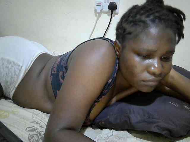 adara-lee webcam
