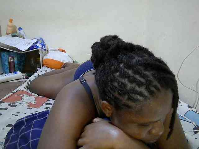 adara-lee webcam