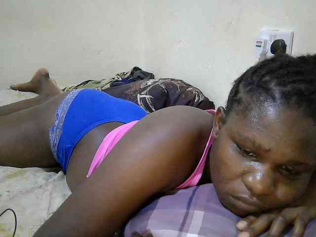adara-lee webcam