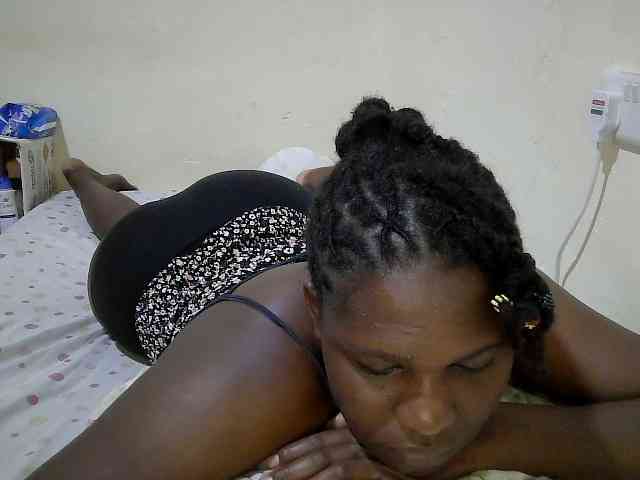 adara-lee webcam