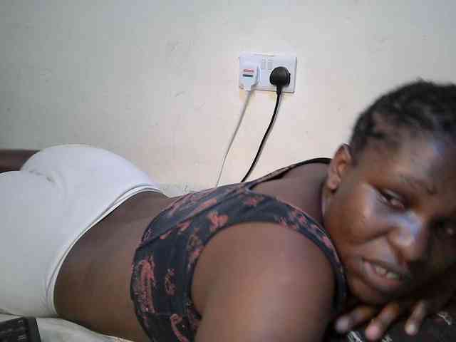 adara-lee webcam
